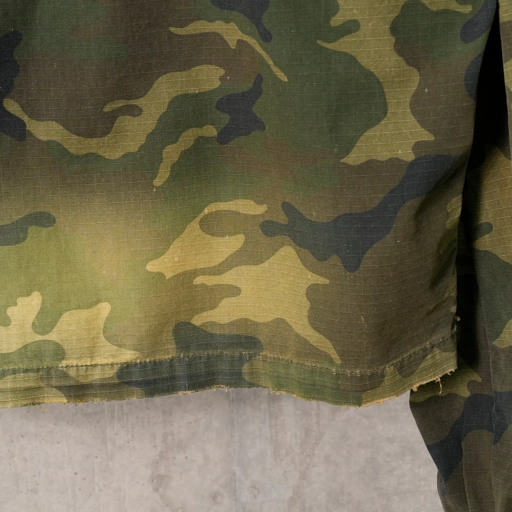 424 CROPPED PARKA GREEN CAMO / GREEN