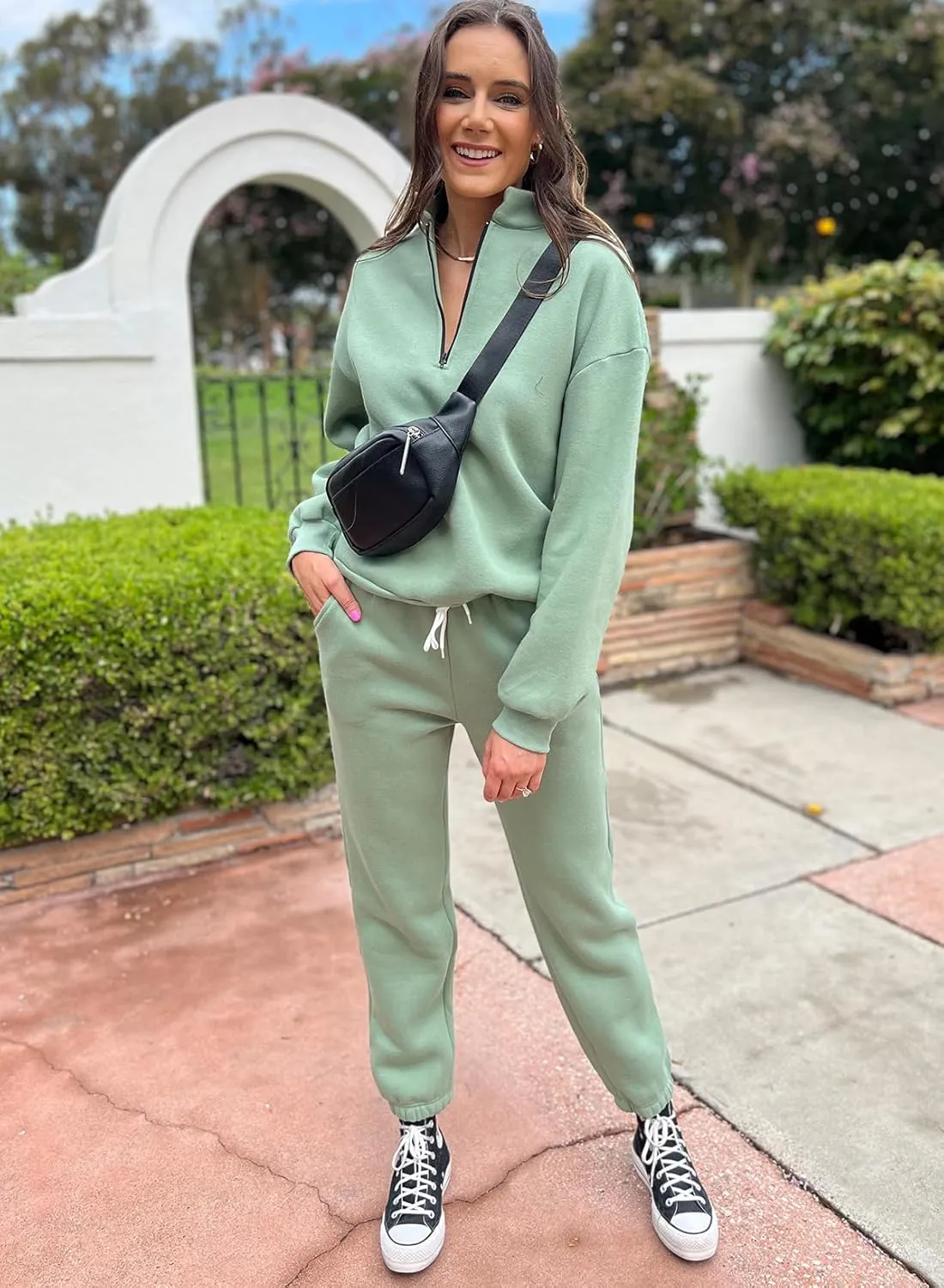 Aleumdr Women 2 Piece Outfits Sweatsuit Oversized Half Zip Pullover Long Sleeve Sweatshirt Jogger Pants Set with Pockets