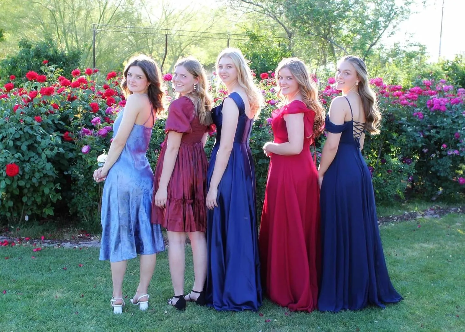 Miao Duo Women's Chiffon Flutter Sleeves Bridesmaid Dresses with Slit Square Neck Backless Formal Evening Party Gowns YZTS240