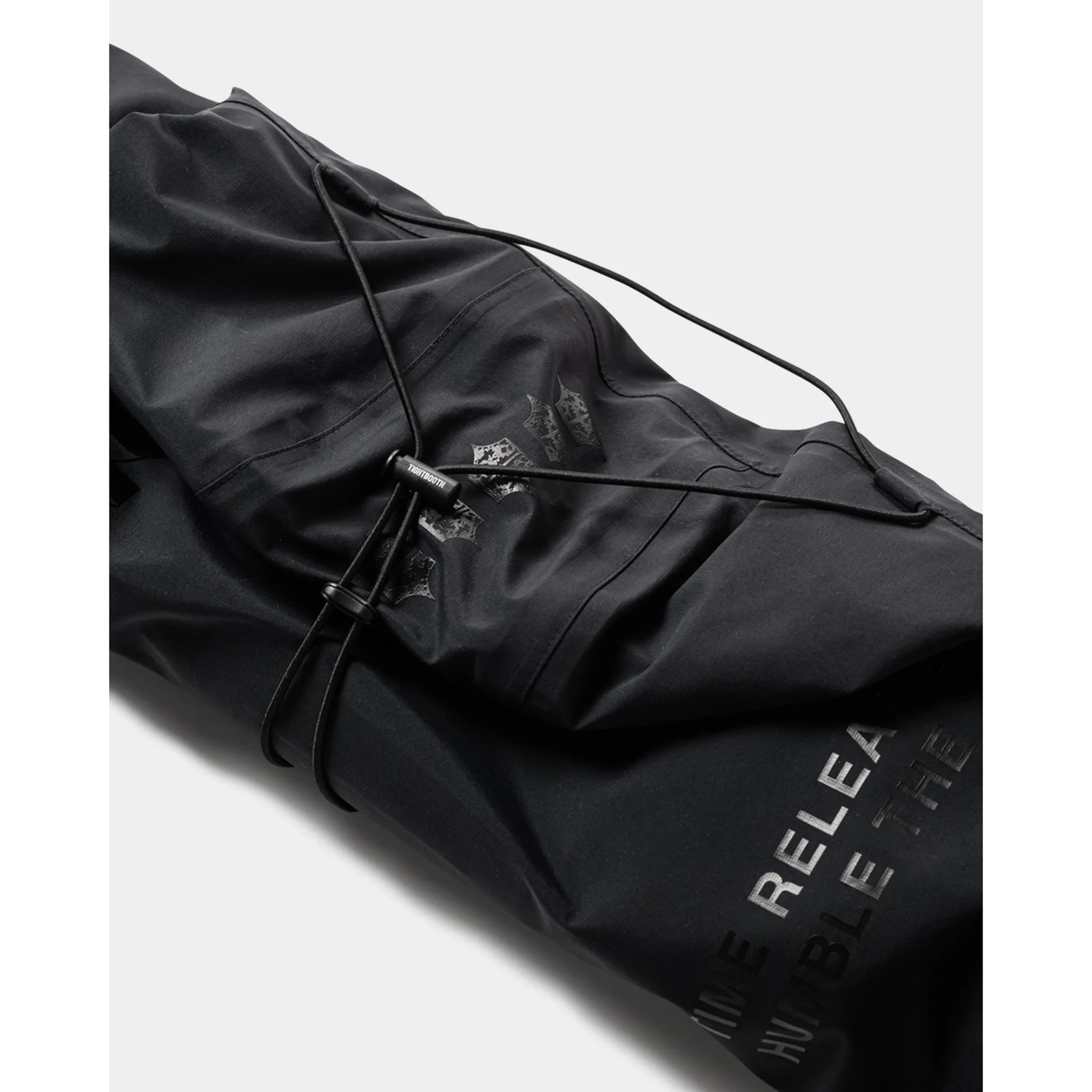 MOUNTAIN PARKA / BLACK