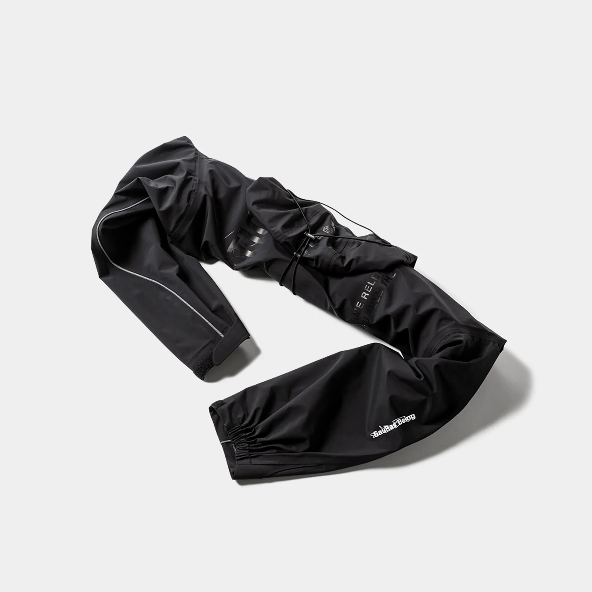 MOUNTAIN PARKA / BLACK