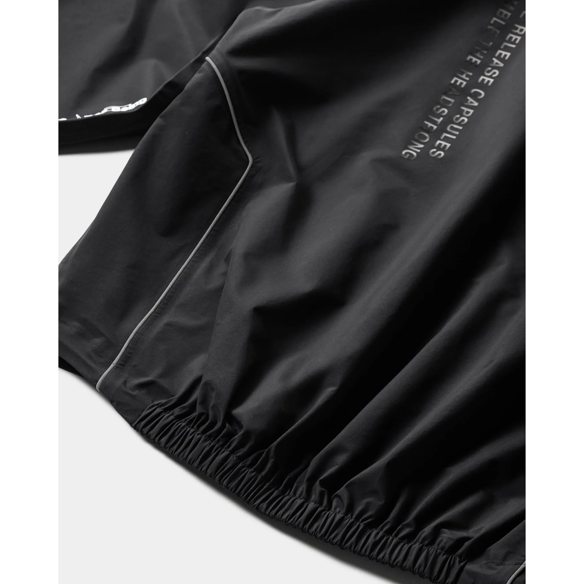 MOUNTAIN PARKA / BLACK