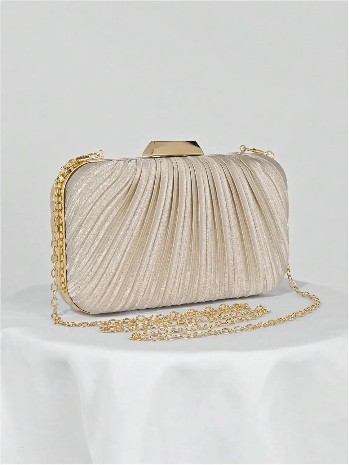 QWINEE Women's Shell Shaped Clutch Purse Ruched Mini Crossbody Bag Elegant Evening Handbag with Chain Strap