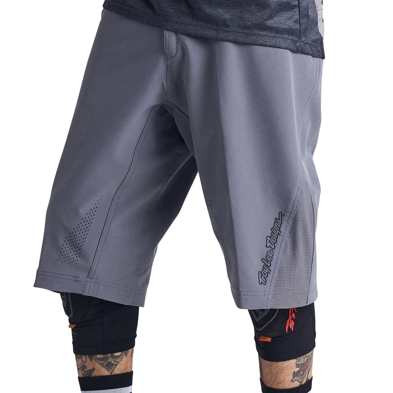 Ruckus Short Shell Solid Granite
