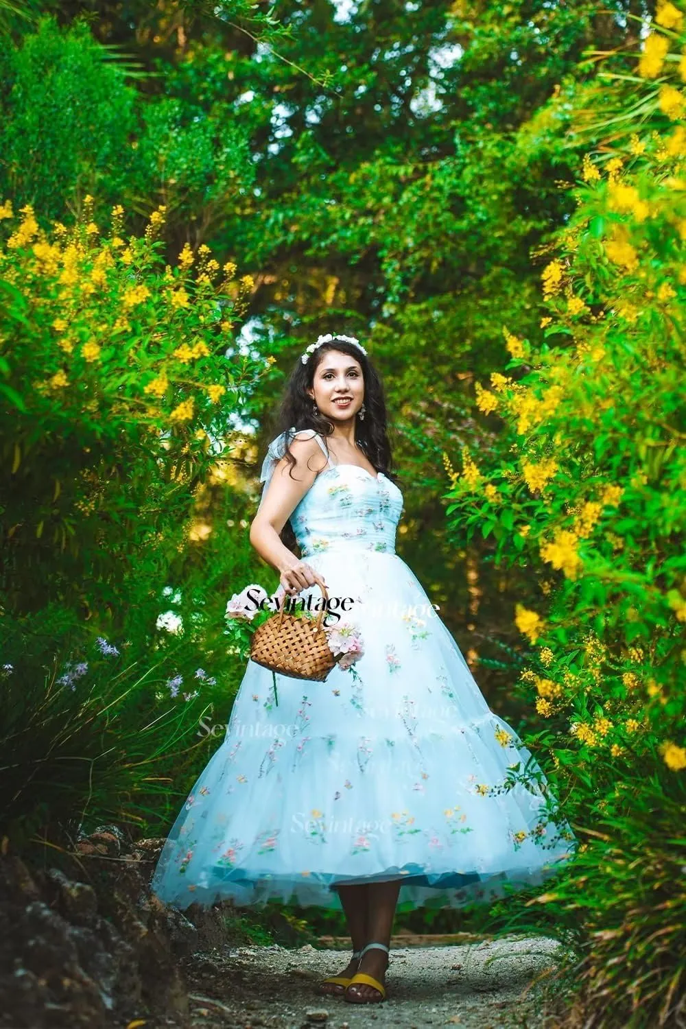 Sevintage Flower Embroidered Tulle Prom Dresses Spaghetti Straps Tea Length Formal Cocktail Party Gown