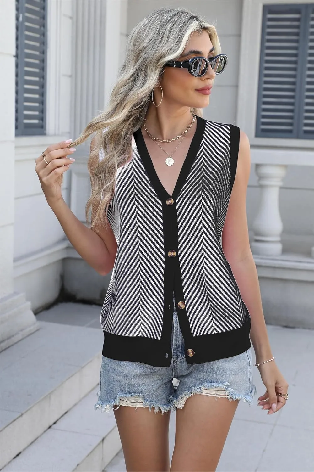 Womens Sweater Vest Summer Striped Cardigan Tops 2025 Sleeveless Button Down Casual Business Knit Outfits