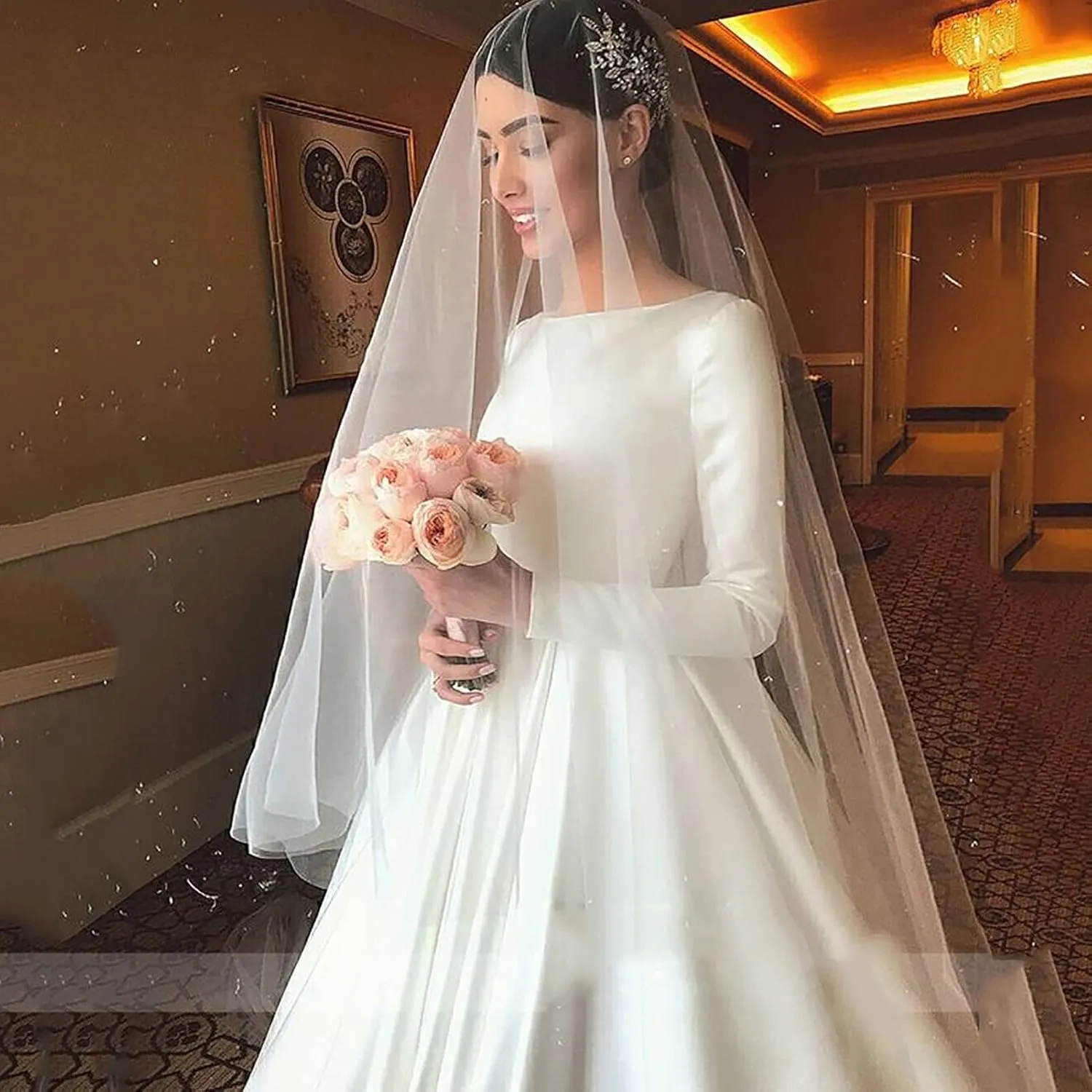 Women's Wedding Round Neck Dresses Ball Gowns Formal Party Bride Long Sleeve Dress Long Skirt