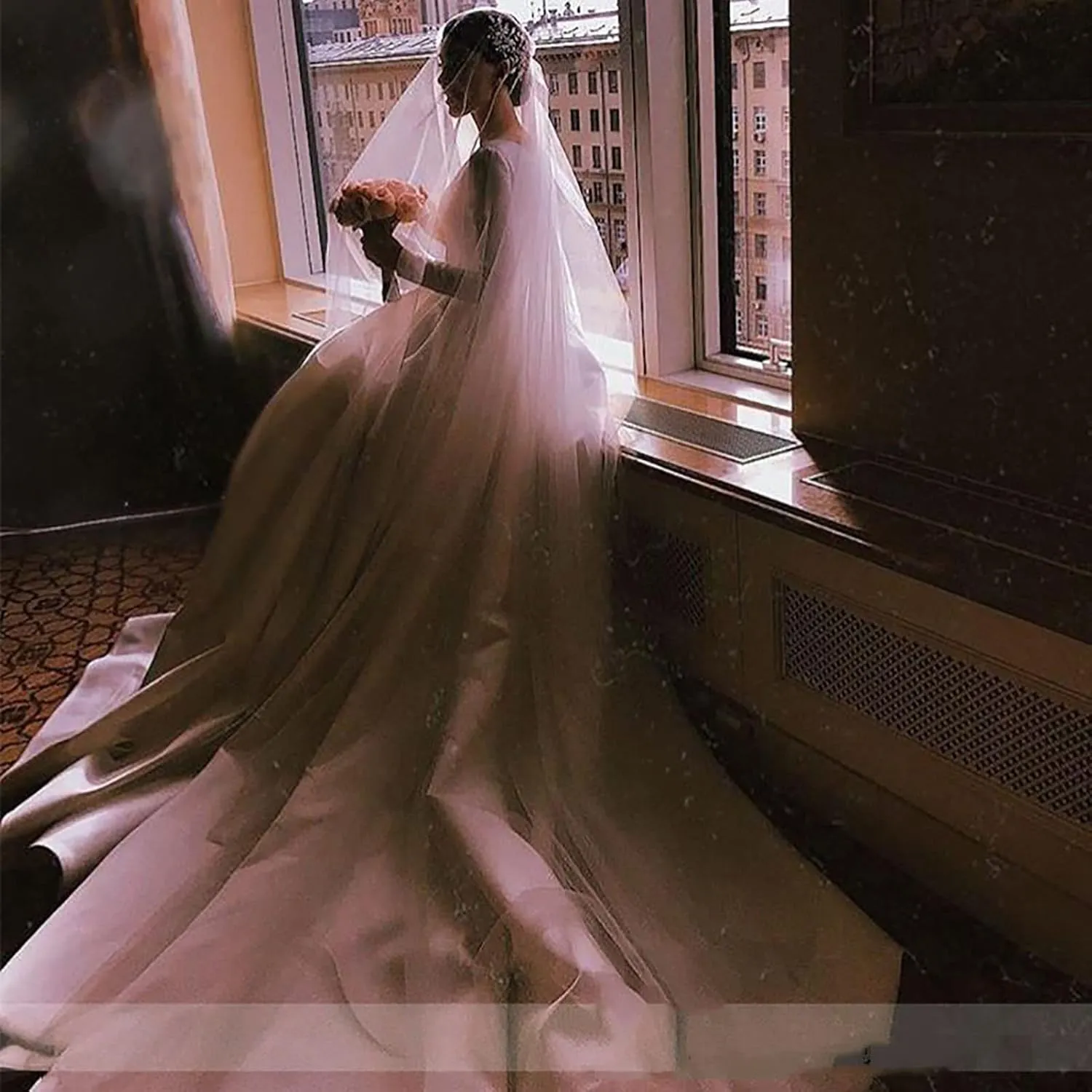Women's Wedding Round Neck Dresses Ball Gowns Formal Party Bride Long Sleeve Dress Long Skirt