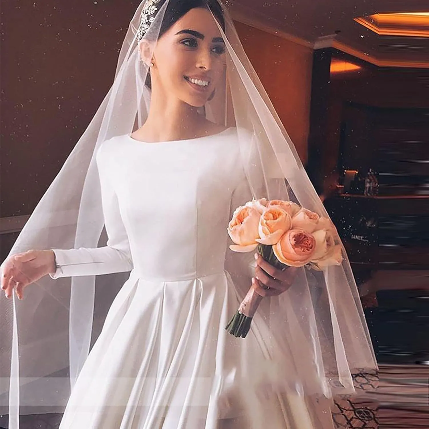 Women's Wedding Round Neck Dresses Ball Gowns Formal Party Bride Long Sleeve Dress Long Skirt